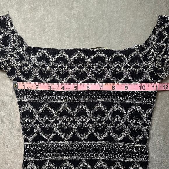 Charlotte Russe Crop Top Women Size S Black White Knit Heart Stretch Y2K Vintage - Picture 5 of 10